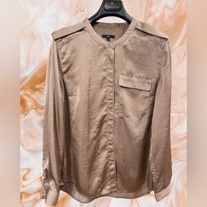 Gap Silk buttoned Blouse